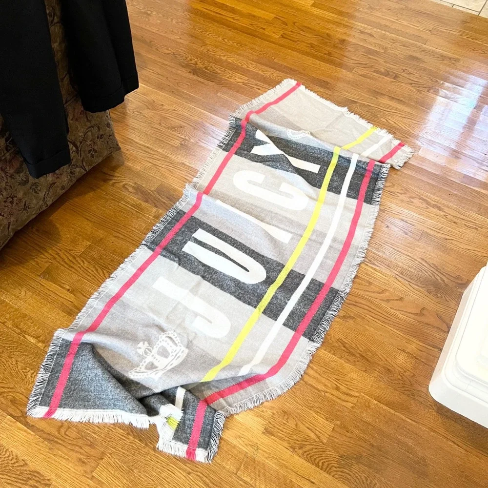 Juicy Couture Branded Logo‎ Soft Scarf Shawl Fringe Y2K